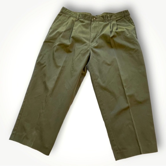 Basic Editions Other - Basic Editions Gray Khaki Pants 42x25